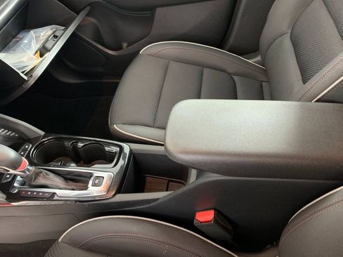 Used 2023 Chevrolet TrailBlazer RS FWD image 29