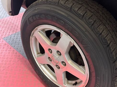 Used 2005 Jeep Grand Cherokee Limited image 42