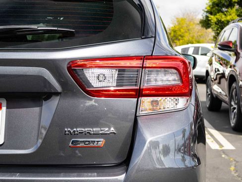 Used 2020 Subaru Impreza 2.0i Sport image 11