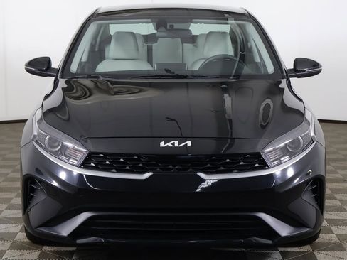 Used 2023 Kia Forte LXS w/ LXS Technology Package image 10