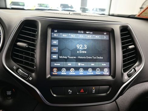 Used 2021 Jeep Cherokee Latitude Lux w/ Comfort/Convenience Group image 22