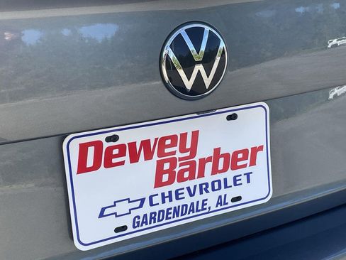 Used 2024 Volkswagen Jetta SE image 29