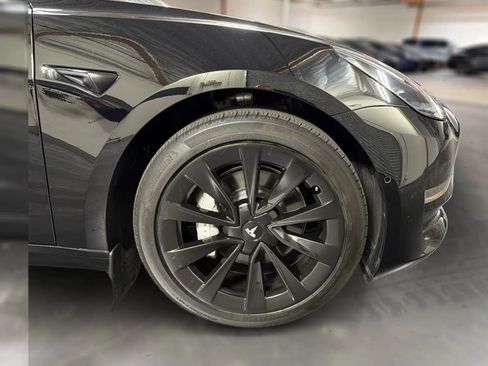 Used 2022 Tesla Model 3 Long Range AWD/4WD image 17