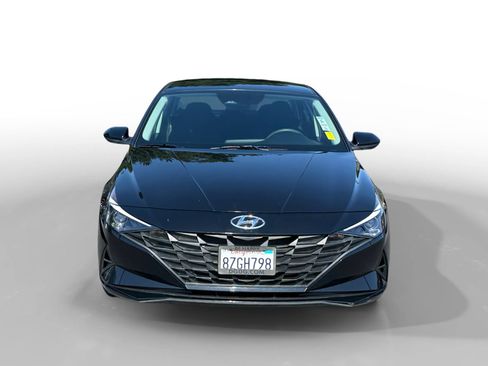 Used 2022 Hyundai Elantra SEL w/ Preferred Accessory Package FWD image 8