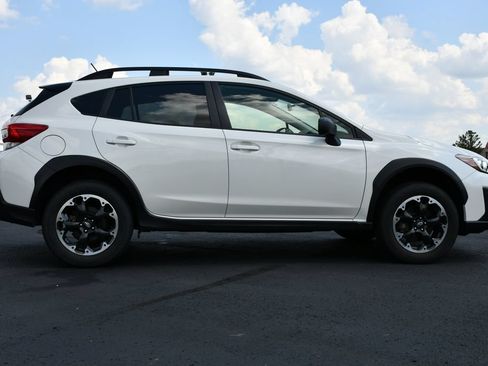 Used 2023 Subaru Crosstrek 2.0i AWD/4WD image 8