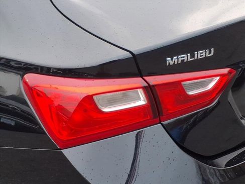Used 2024 Chevrolet Malibu LS image 9
