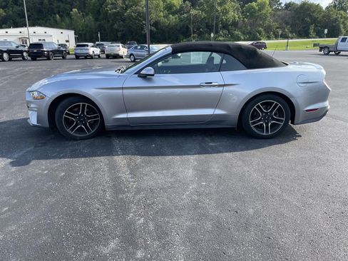 Used 2020 Ford Mustang Premium RWD image 6