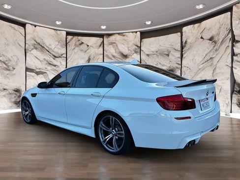 Used 2014 BMW M5 RWD image 9