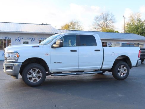 Used 2024 RAM 2500 Big Horn AWD/4WD image 2