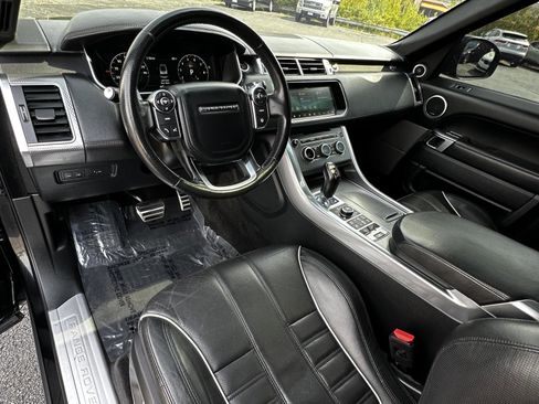 Used 2017 Land Rover Range Rover Sport SVR AWD/4WD image 28
