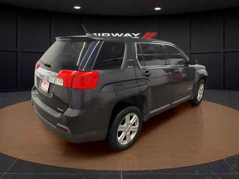 Used 2015 GMC Terrain SLE w/ Convenience Package AWD/4WD image 4