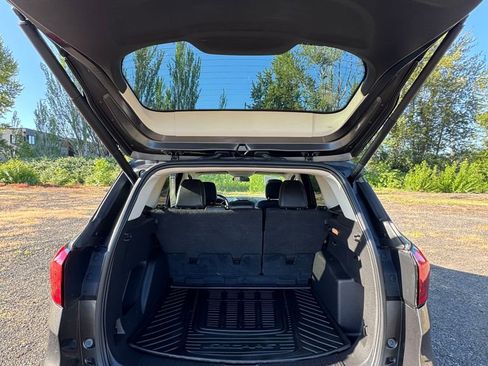 Used 2019 Ford Escape SEL AWD/4WD image 9