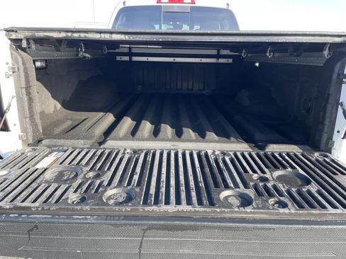 Used 2023 Nissan Frontier SV w/ Technology Package image 10