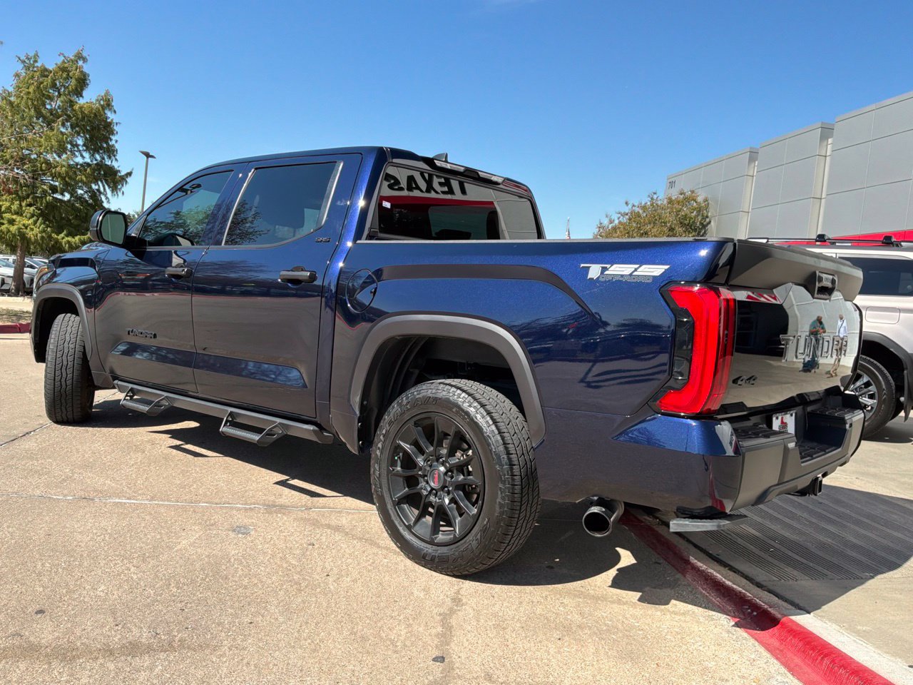 Used 2024 Toyota Tundra SR5 AWD/4WD image 8
