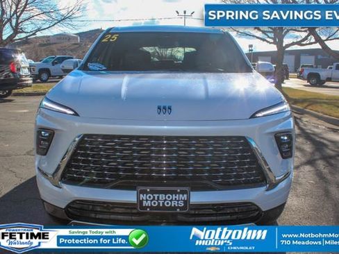 Used 2025 Buick Enclave Avenir w/ Trailering Package, 5000 lbs. AWD/4WD image 4