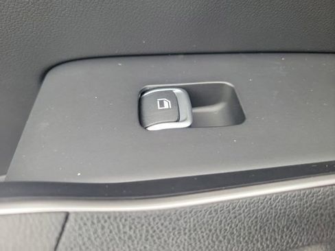 New 2026 Kia Sorento S w/ S Panoramic Sunroof Package image 14