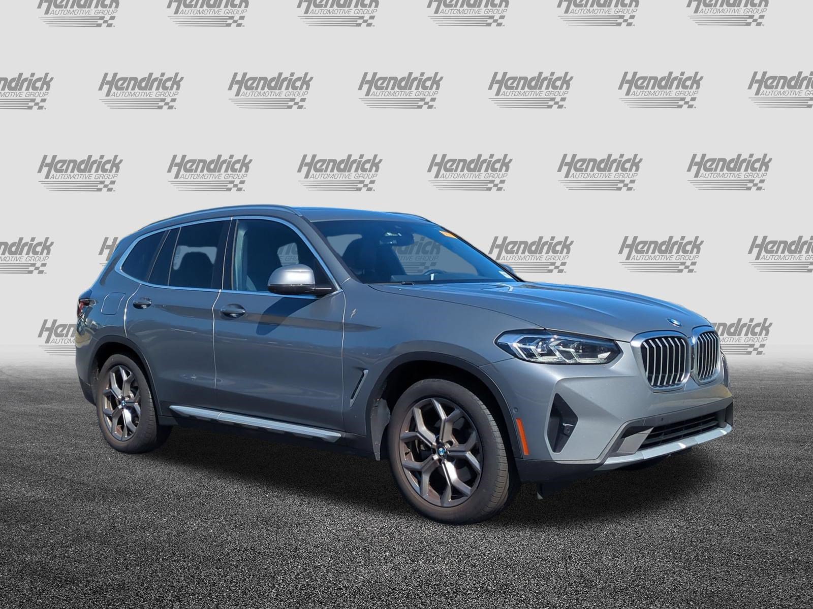 Used 2023 BMW X3 xDrive30i w/ Premium Package w/ZPA AWD/4WD image 2