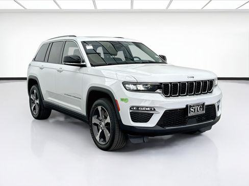 Used 2022 Jeep Grand Cherokee Limited 4xe AWD/4WD image 3