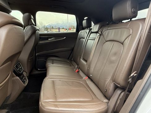 Used 2016 Lincoln MKX Reserve w/ Technology Package image 24