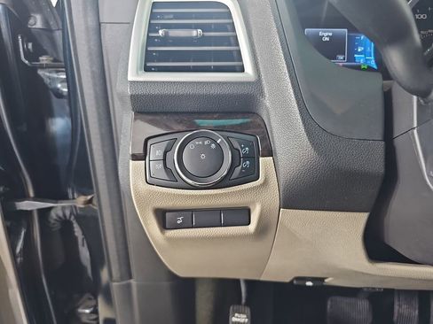 Used 2015 Ford Explorer Limited AWD/4WD image 32