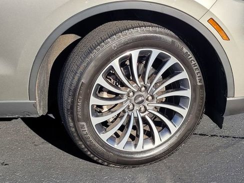 Certified 2023 Lincoln Aviator AWD w/ Premium Package image 10