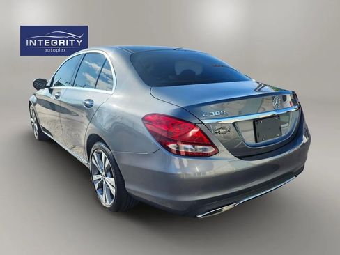 Used 2017 Mercedes-Benz C 300 4MATIC Sedan image 5