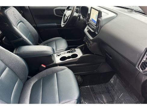 Used 2022 Ford Bronco Sport Outer Banks w/ Tech Package image 18