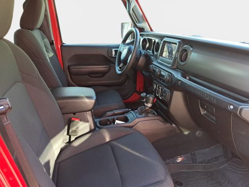 Used 2023 Jeep Wrangler Sport S image 10