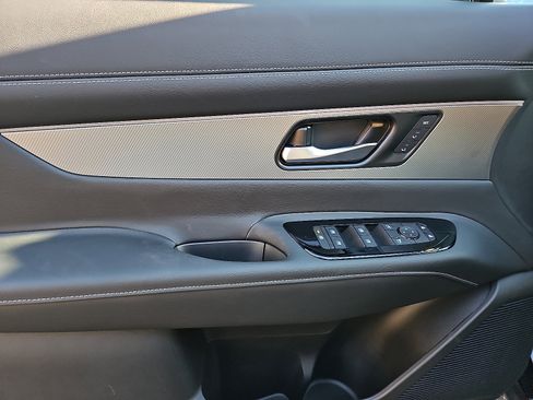 New 2026 Nissan Murano SL image 9