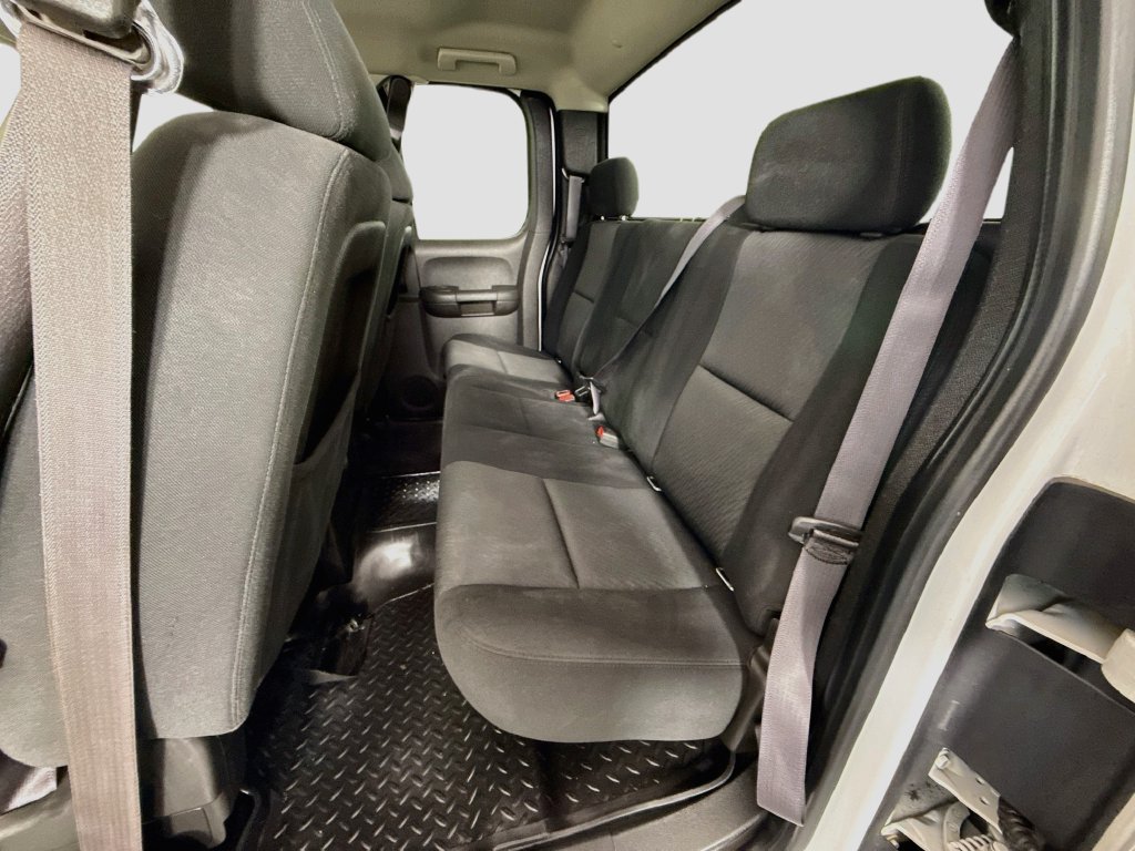 Used 2011 Chevrolet Silverado 1500 LT AWD/4WD image 20