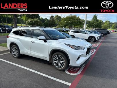 Used 2022 Toyota Highlander Platinum