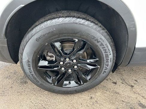 Used 2020 Chevrolet Blazer LT image 44