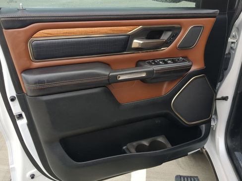 Used 2020 RAM 1500 Limited image 13