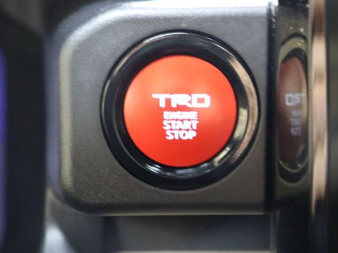 Used 2024 Toyota Tacoma TRD Sport image 49