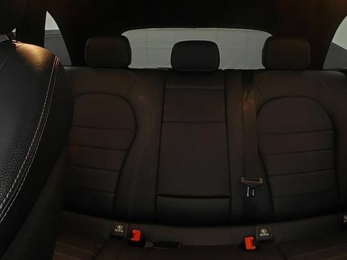 Used 2021 Mercedes-Benz GLC 300 image 10