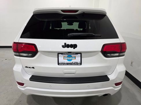 Used 2021 Jeep Grand Cherokee Altitude image 26