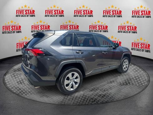 Used 2022 Toyota RAV4 LE FWD image 7