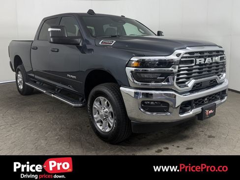 Used 2026 RAM 2500 Big Horn AWD/4WD image 1