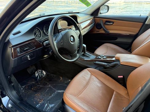 Used 2011 BMW 328i xDrive Sedan image 11