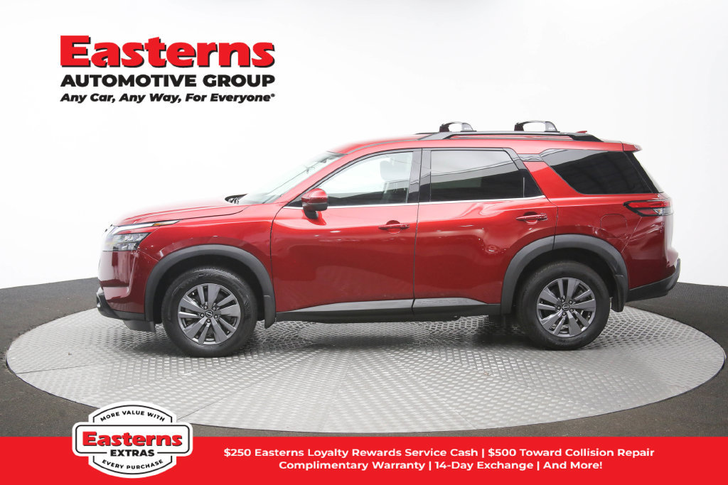 Used 2024 Nissan Pathfinder SV AWD/4WD image 62