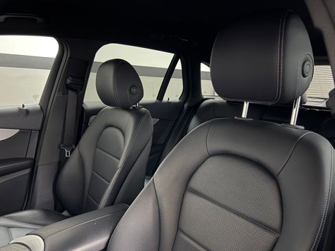 Certified 2022 Mercedes-Benz GLC 300 image 24