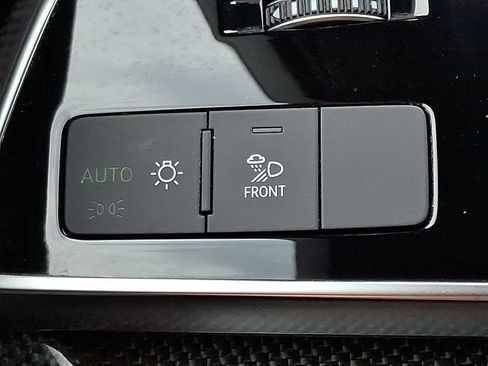 Used 2021 Audi SQ7 Premium Plus AWD/4WD image 25