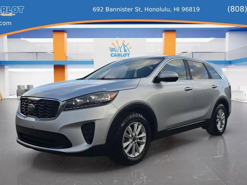 Used 2020 Kia Sorento FWD V6 image 2