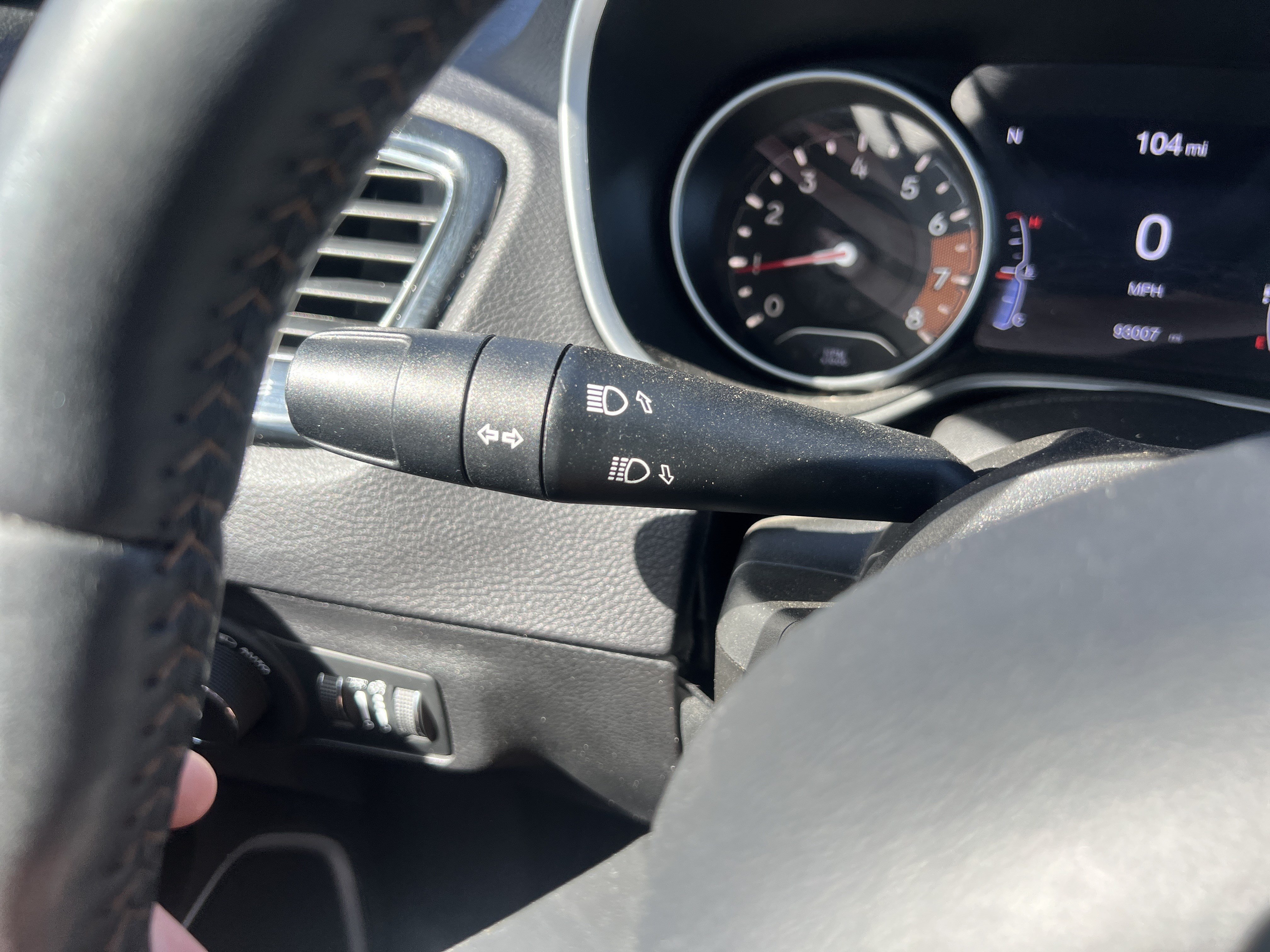 Used 2019 Jeep Compass Limited AWD/4WD image 32