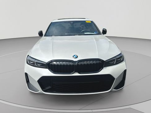 Used 2023 BMW 330i xDrive Sedan w/ M Sport Package AWD/4WD image 4