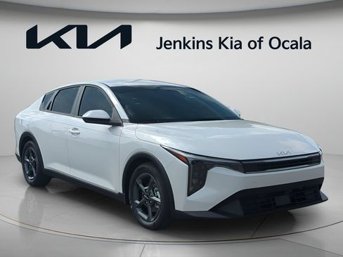 New 2026 Kia K4 FWD image 9