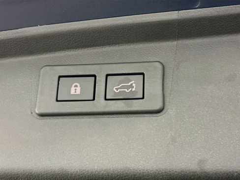 Used 2024 Subaru Outback Onyx Edition image 31