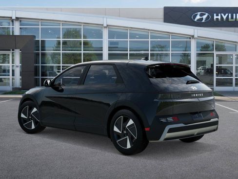 New 2027 Hyundai Ioniq 5 SE AWD/4WD image 5