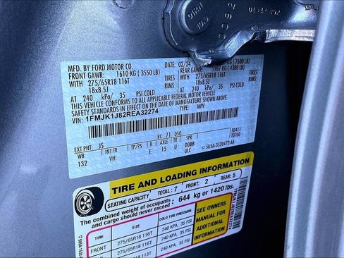 Used 2024 Ford Expedition Max XLT image 36