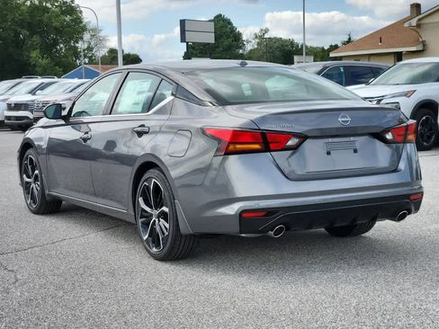 New 2025 Nissan Altima 2.5 SR w/ SR Premium Package image 4